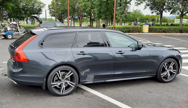Volvo V90 T8 Twin Engine AWD R-Design (2020)