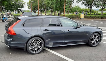 Volvo V90 T8 Twin Engine AWD R-Design (2020)