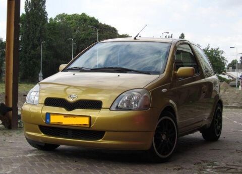 Toyota Yaris 1.0 16v VVT-i Linea Luna