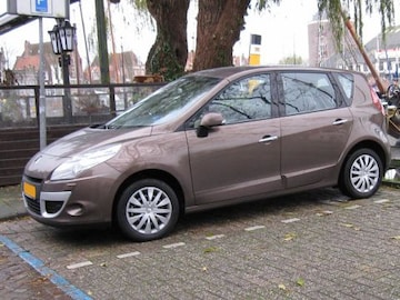Renault Scénic 1.9 dCi 130 Privilège (2009)