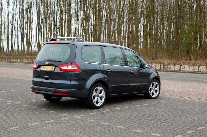Ford Galaxy 2.0 16v Ghia (2008)