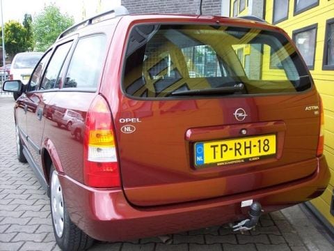 Opel Astra Stationwagon 1.7 TD GL (1998)