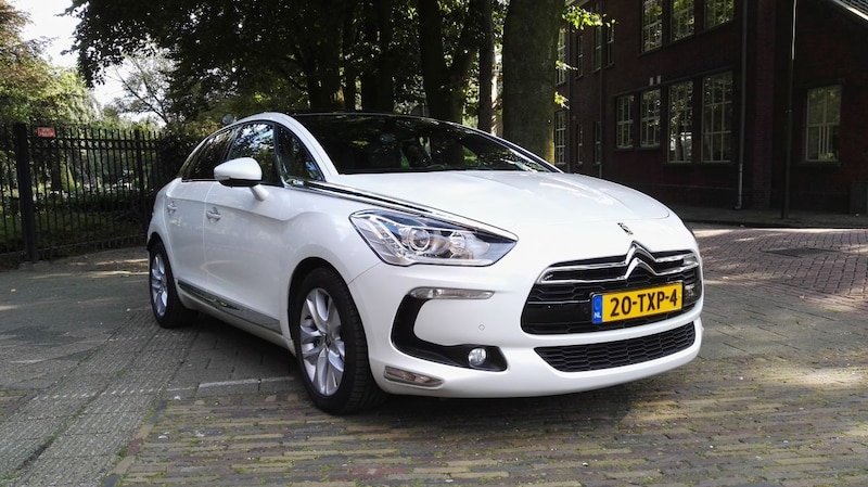 Citroën DS5 THP 155 So Chic (2012)