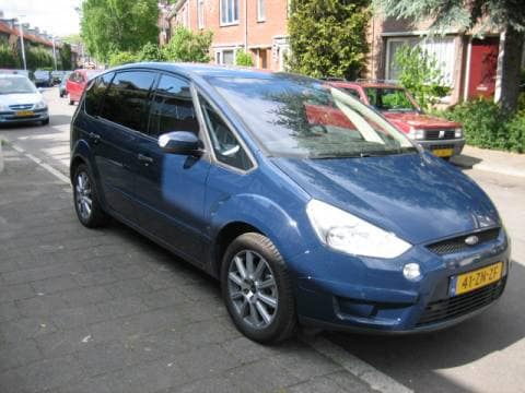 Ford S-MAX 2.0 16v (2008)