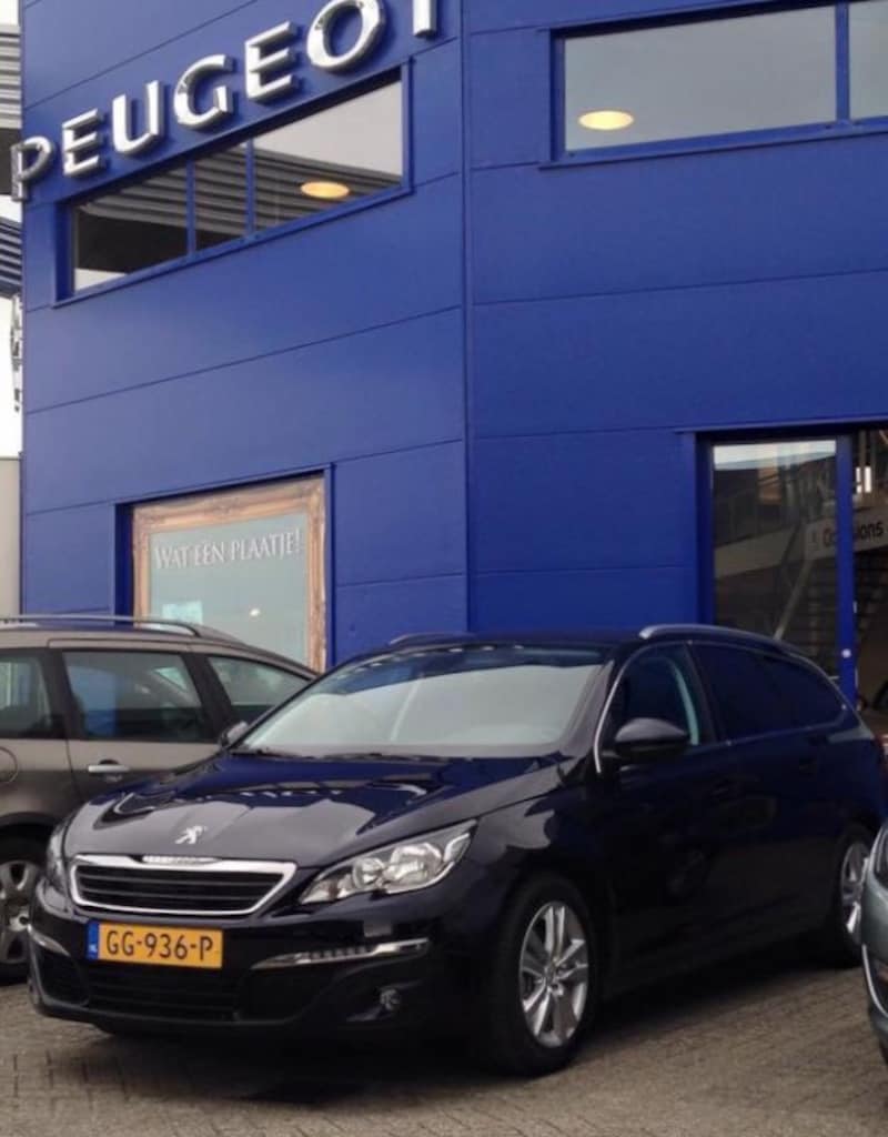 Peugeot 308 SW Blue Lease Executive 1.6 BlueHDi 120 (2015)