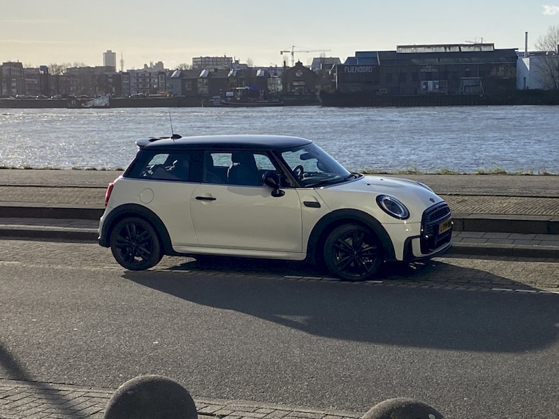 MINI Cooper (2021)