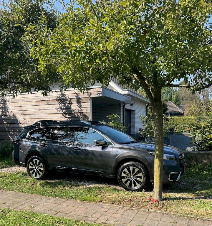 Subaru Outback 2.5i Premium (2023)