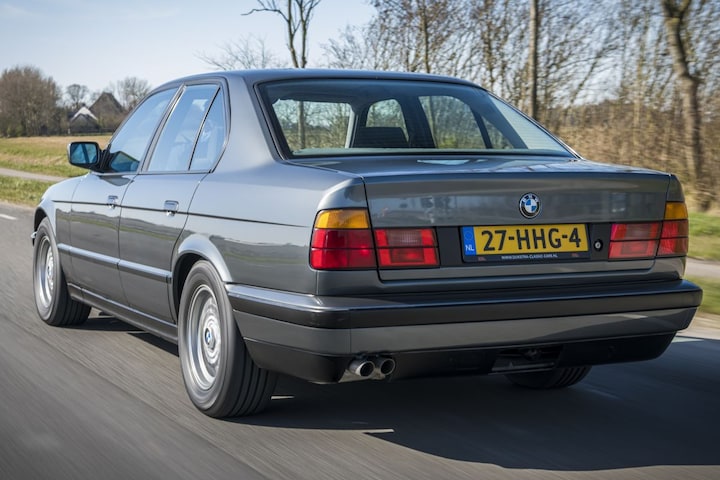 BMW 535i - 5-serie generatie E34