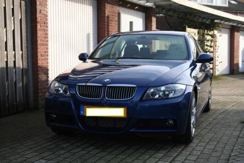 BMW 325d (2007)