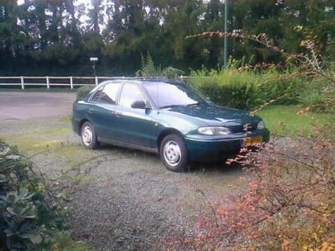 Hyundai Excel 1.3i GS-C1