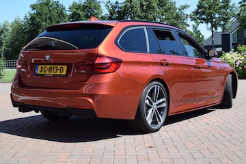 BMW 330i Touring (2019)