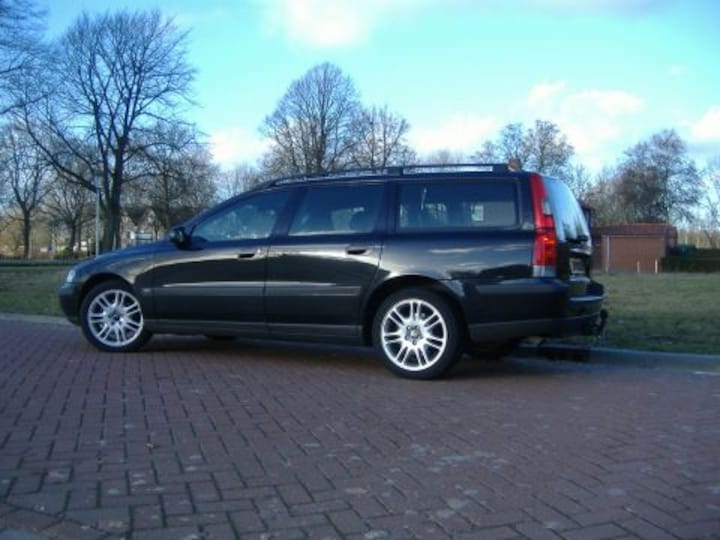 Volvo V70 2.4 D5 (2002)