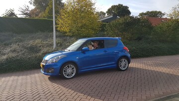 Suzuki Swift 1.6 Sport (2012)