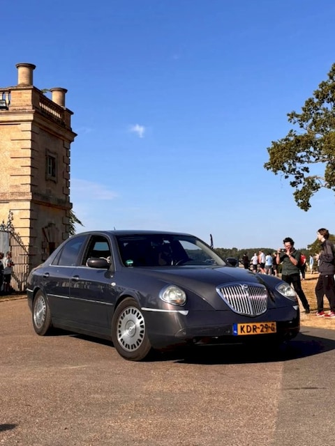 Lancia Thesis 3.0 V6 24v Emblema (2002)