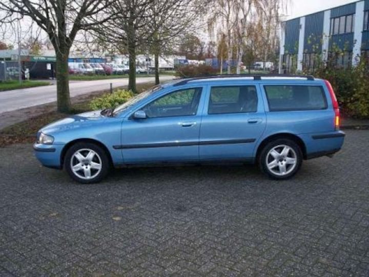 Volvo V70 2.4 D5 Edition II (2003)