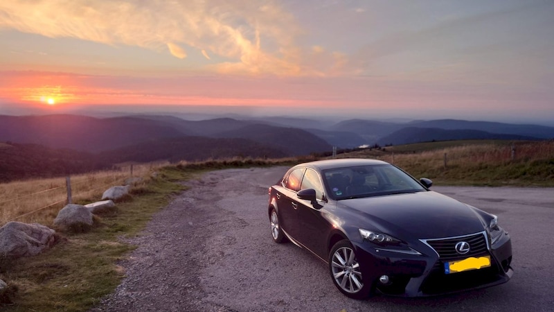 Lexus IS 300h Business Line (2013)