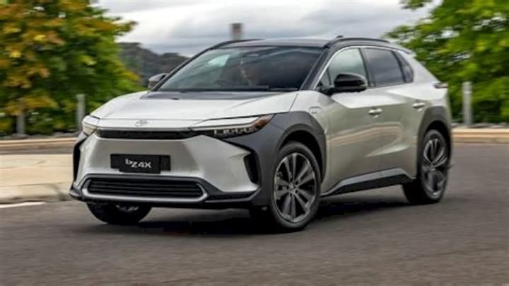 Toyota bZ4X Business (2024)