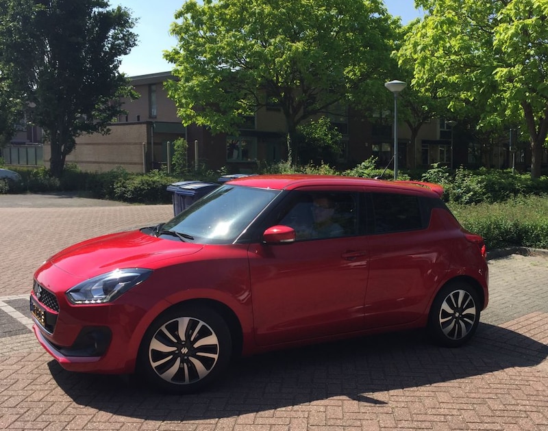 Suzuki Swift 1.0 Boosterjet Smart Hybrid Stijl (2017)