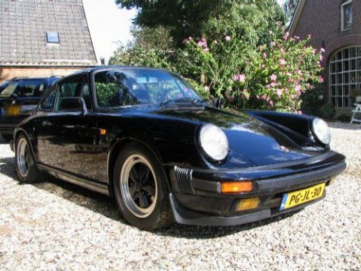Porsche 911 Carrera Coupé
