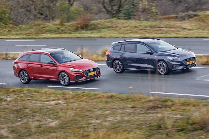 Ford Focus vs. Hyundai i30 - Vergelijkende Test - AutoWeek