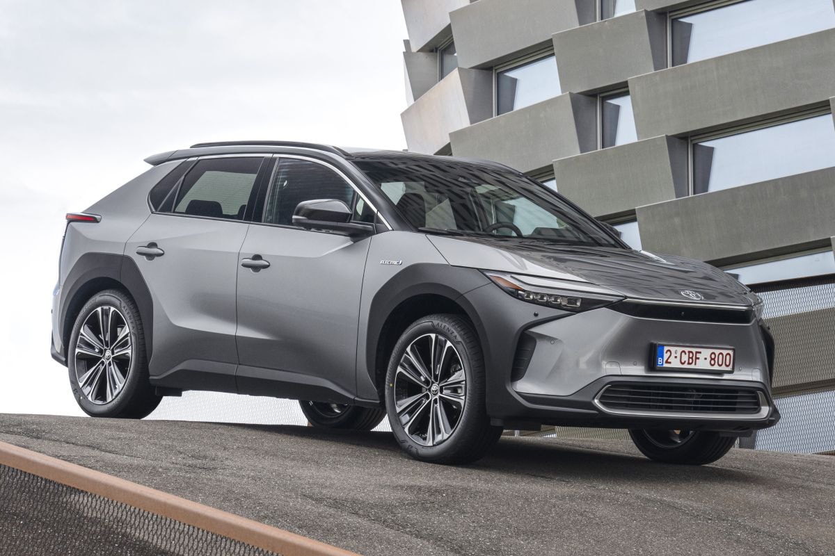 Toyota bZ4X Premium (2022) review - AutoWeek