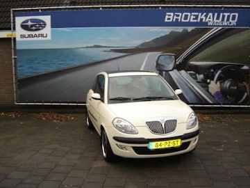 Lancia Ypsilon 1.4 16v Platino (2005)