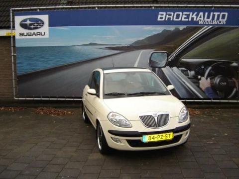 Lancia Ypsilon 1.4 16v Platino (2005)