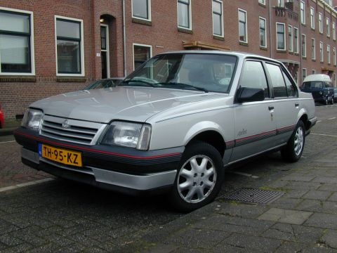 Opel Ascona 1.8 S GT (1988)