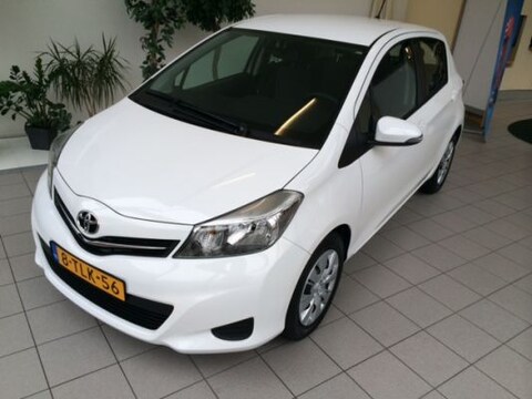Toyota Yaris 1.4 D-4D-F Aspiration (2014)