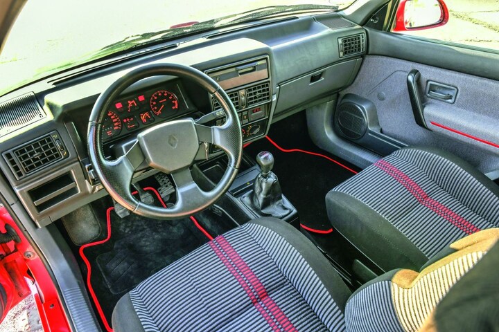 Renault 19 16V