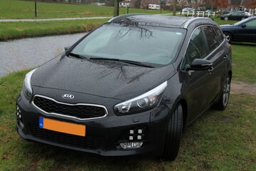 Kia Ceed SW 1.6 CRDi GT-Line (2016)