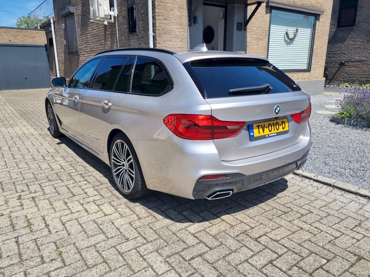 BMW 540d xDrive Touring (2018)