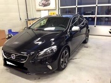 Volvo V40 D2 R-Design (2013)