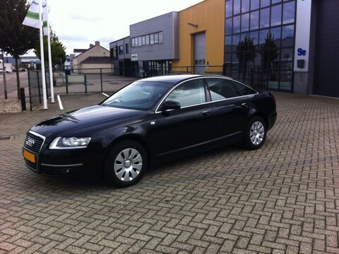 Audi A6 2.4