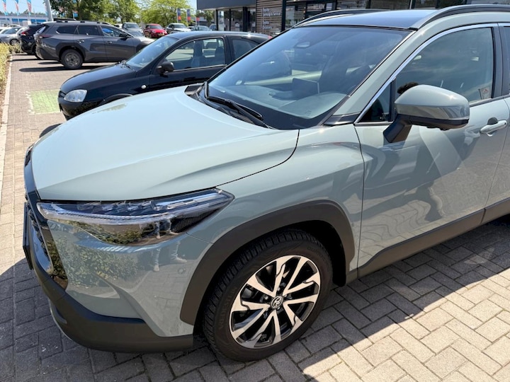 Toyota Corolla Cross 2.0 Hybrid Executive (2025)