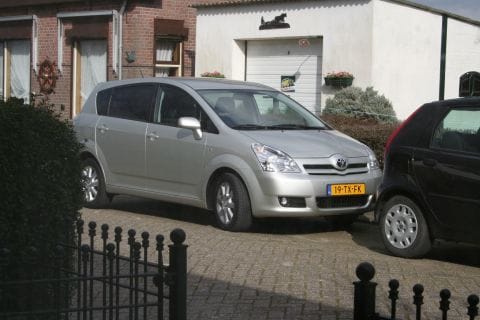 Toyota Corolla Verso 2.2 D-4D Dynamic (2007)