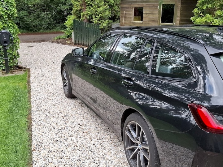 BMW 330e Touring (2026)