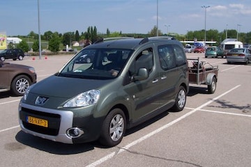 Peugeot Partner Tepee Outdoor 1.6 110pk (2010)
