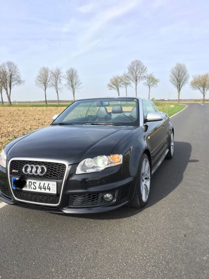 Audi RS4 Cabriolet 4.2 FSI quattro (2007)