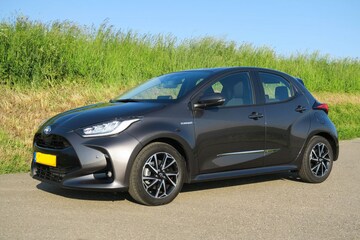 Toyota Yaris 1.5 Hybrid Dynamic (2021)