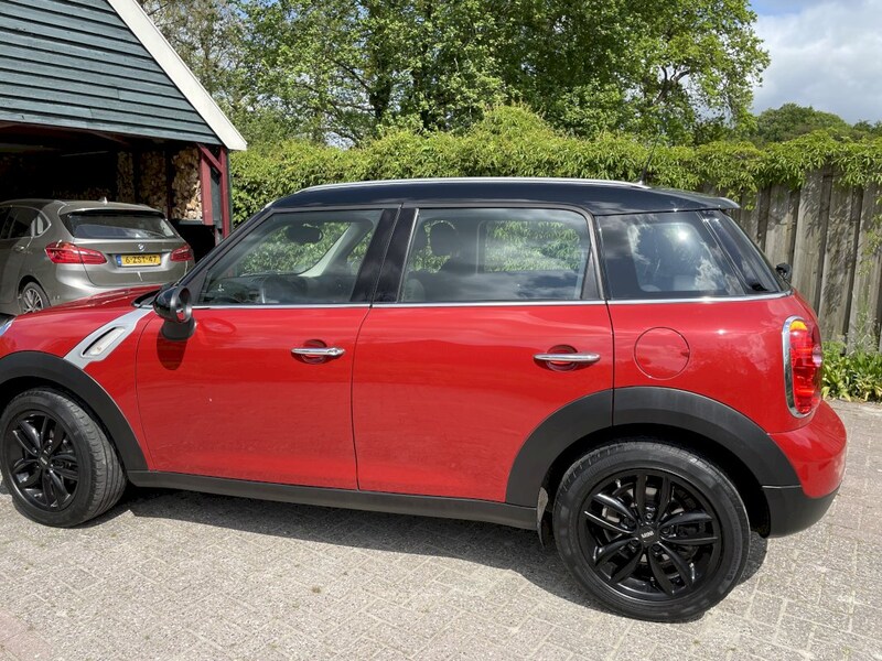 MINI Countryman One (2016)