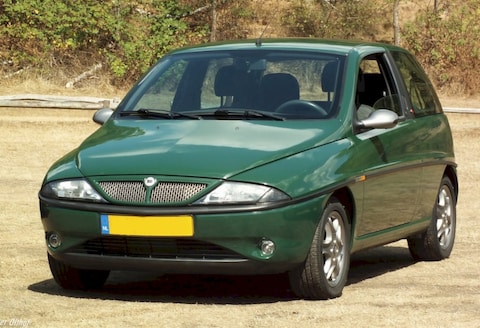 Lancia Ypsilon 1.2 16v elefantino rosso