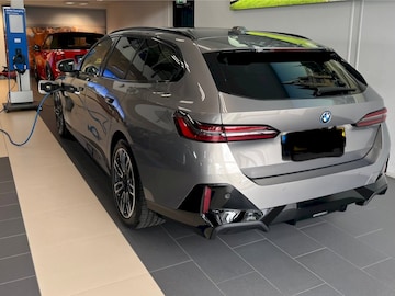 BMW 530e Touring M Sport Edition (2025)