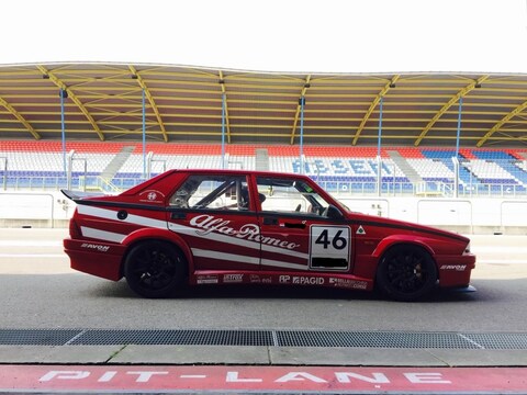 Alfa Romeo 75 1.8