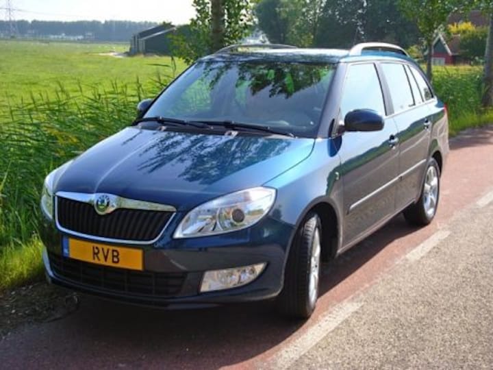Skoda Fabia Combi 1.2 TSI 63kW Tour (2011)
