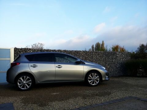 Toyota Auris 1.8 Hybrid Lease Pro (2013)