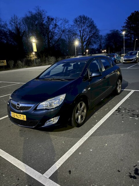 Opel Astra 1.6 Edition