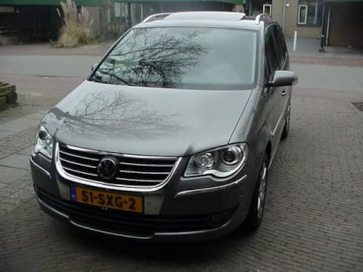 Volkswagen Touran 2.0 TDI 140pk Highline (2008)