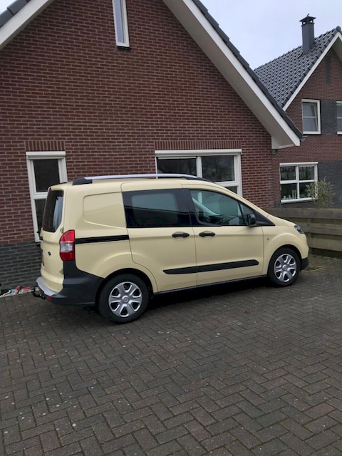 Ford Transit Courier 1.0 EcoBoost Trend (2023)