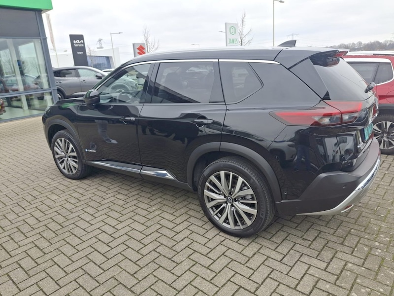 Nissan X-Trail e-4ORCE 4WD Tekna Plus (2025)